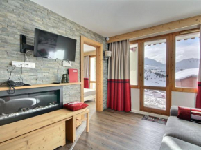 Spacieux 2 pièces avec accès pistes, terrasse, cheminée et parking - FR-1-455-147